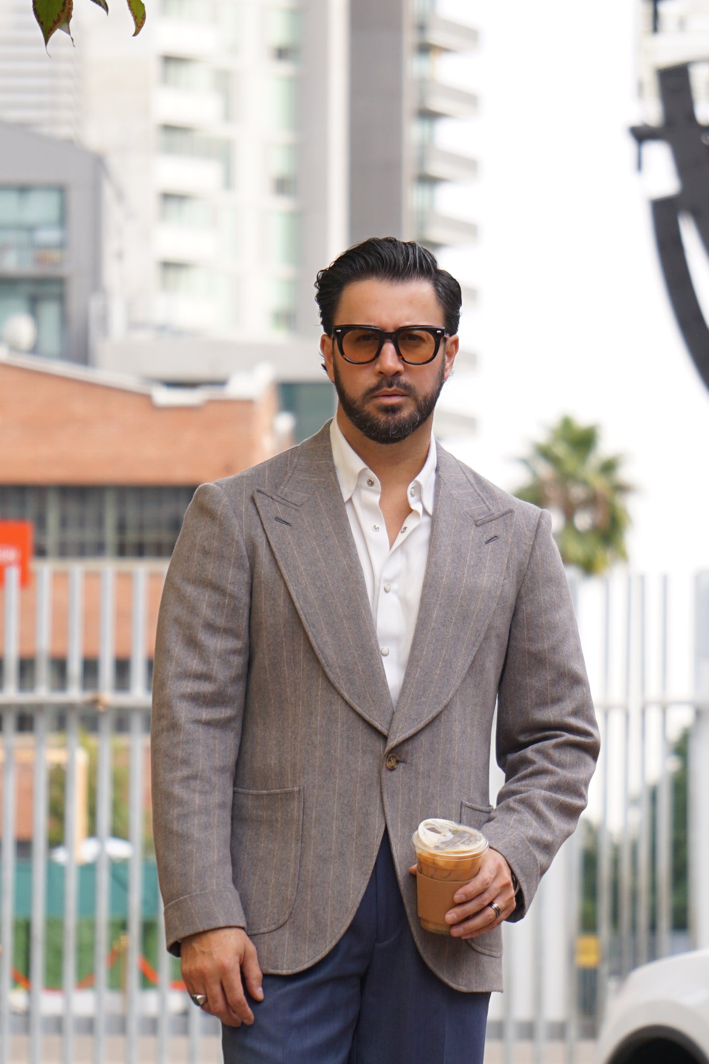WOOL/CASHMERE PEAK LAPEL JACKET