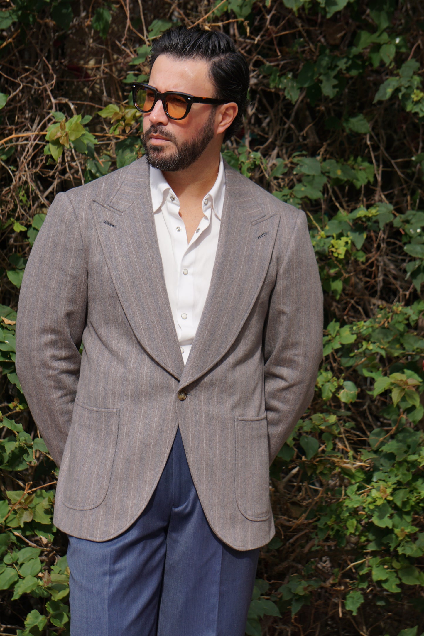 WOOL/CASHMERE PEAK LAPEL JACKET