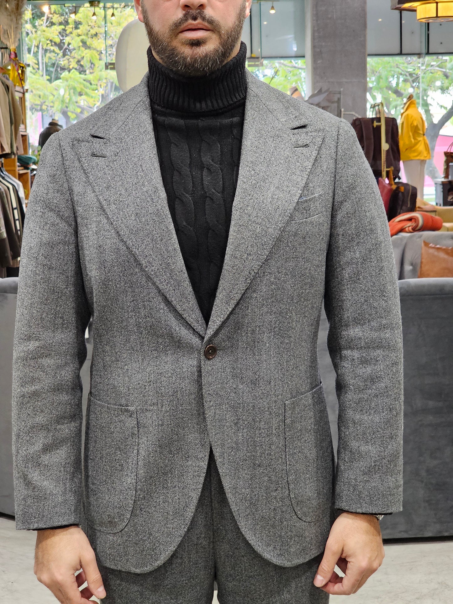 HERRINGBONE PEAK LAPEL JACKET