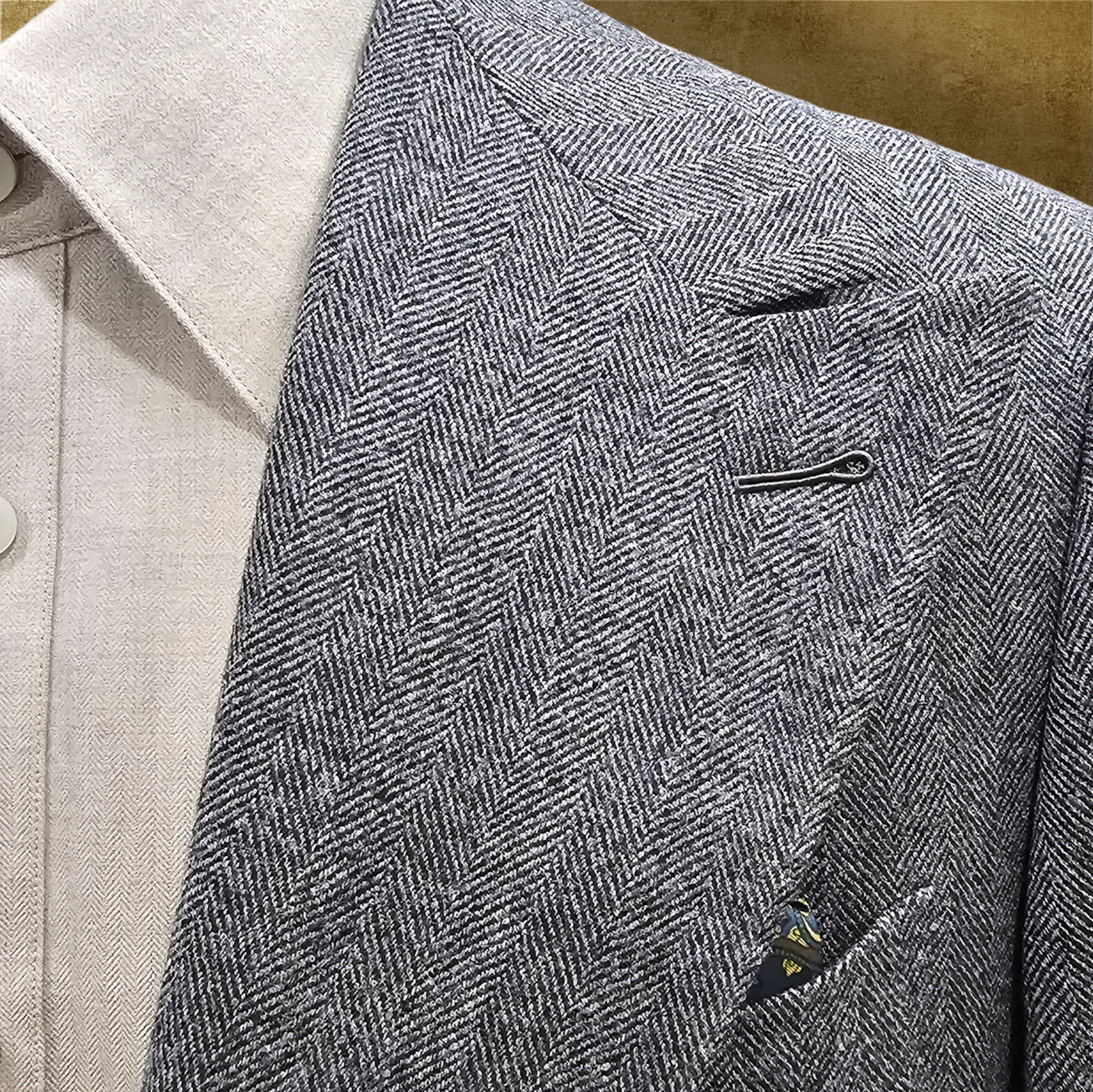 HERRINGBONE PEAK LAPEL JACKET